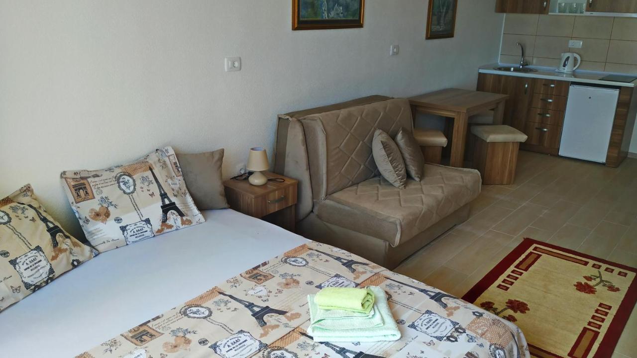 Apartments Abramovic 2 ซูโตมอเร ภายนอก รูปภาพ